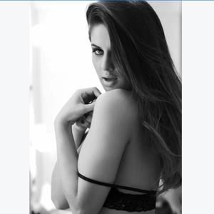 Meet your Posher, Jaqueline